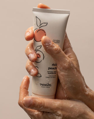 Rich Peach természetes arctisztító gél őszibarack kivonattal 125 ml Resibo - 2