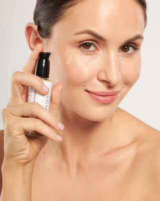 Nutridome hialuronsavas hidratáló alapozó a nagyon világos bőrért - 4