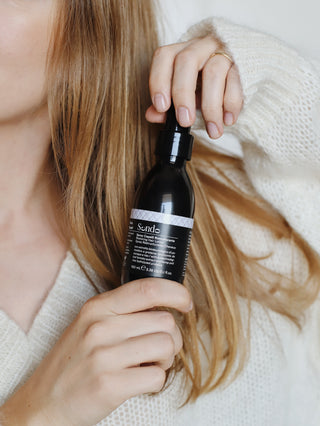 Természetes kondicionáló, amely erősen regenerálódik a permetben anélkül, hogy csengetné a Endót - 2