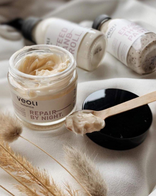 Éjszakai arckrém lipid védelemmel Second skin Repair by night Veoli Botanica - 2