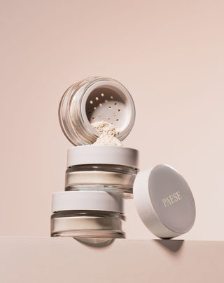 Transparentny sypki puder oliwkowy z kompleksem nawilżającym Paese 5 - 6