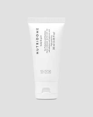 Hidratáló arckrém SPF 50-nel, allantoinnal és hialuronsavval - Nutridome