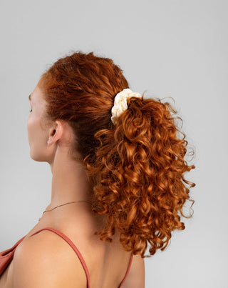 Twisty 100%-os természetes selyem hajgumi készlet - 3 db. rózsaszín, krém, piros színű - 2