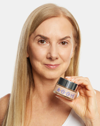 Aggie világosító arckrém száraz bőrre, csökkenti a bőrpírt és ragyogó hatást biztosít. - 3