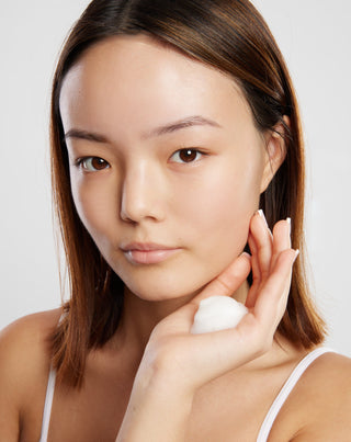 Uddo arctisztító hab spirulinával és tsubaki olajjal - 2