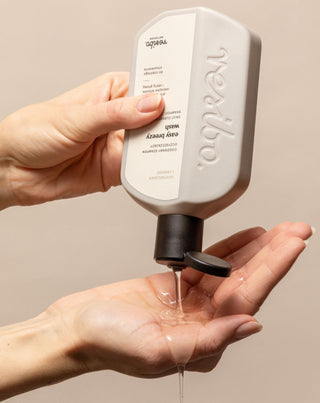 Napi tisztító sampon szkvalánnal Easy Breezy Wash Resibo - 2