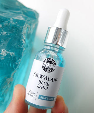 Szérum cukornádból származó valánnal pattanásos bőrre Svalane Blue Tansy BIOUP - 2