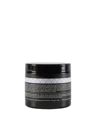 Erősen újjáépíti az Ultra Repair Mask Sendo maszkot a sérült hajra