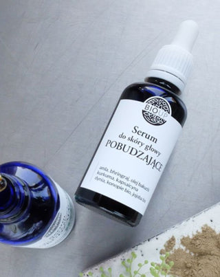 Egy fejbőr szérum, amely serkenti a haj növekedését indiai gyógynövények keverékével – BIOUP - 2