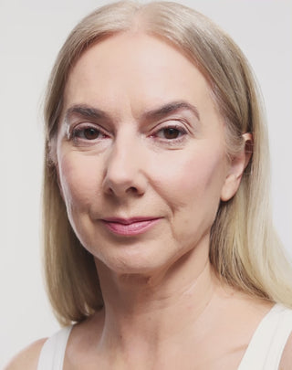 Aggie színváltó ajakbalzsam hialuronsavval és E-vitaminnal - 4