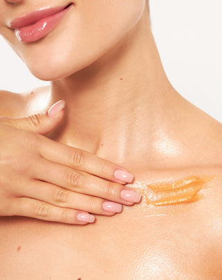 A Nutridome világosító hatású testfényolaj jojoba olajjal és argánolajjal