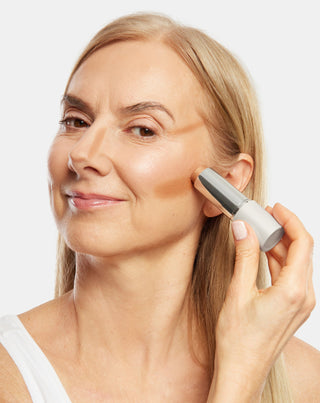 Aggie bronzosító arckontúr stift érett bőrre 50+ - 3